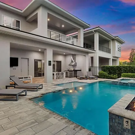 Villa The Luxe Sanctuary-Tb027